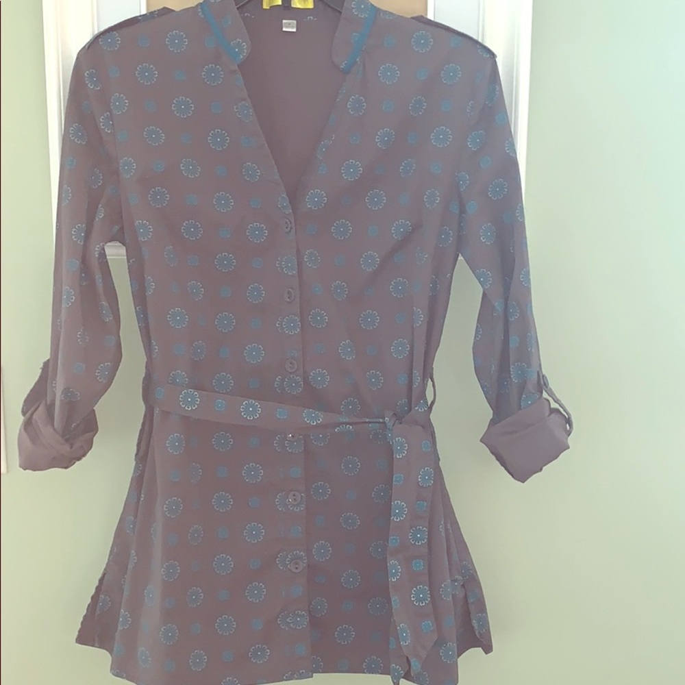 Lole Belted blouse size 8